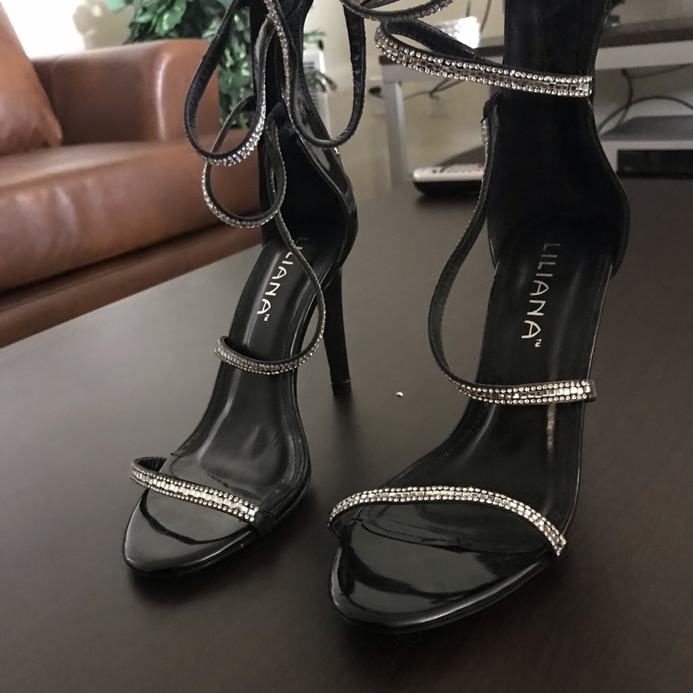 Black/Silver Heels
